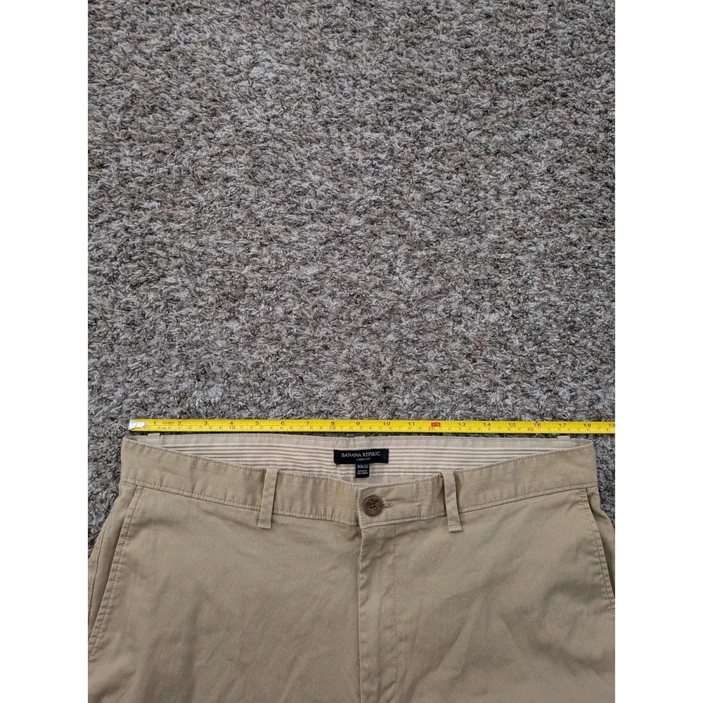 Banana Republic Aiden Fit Chino Pants Men's Khaki‎ 36x32 (36x31)